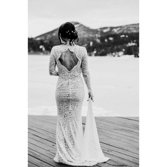 Grace Loves Lace Olive Wedding Gown, Small, Cutout, Long Sleeve, Fitted - Picture 4 of 10